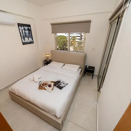 3 Bedroom Flat Near Center Daire