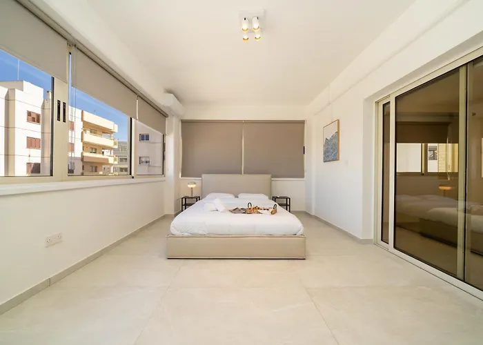 3 Bedroom Flat Near Center * Lefkoşa