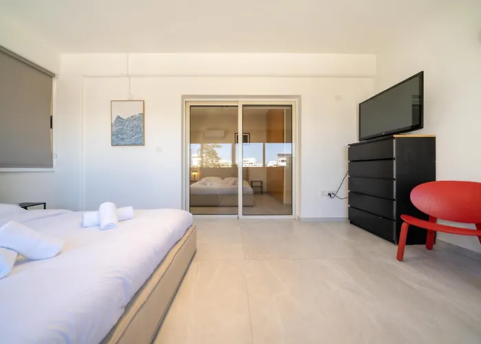 3 Bedroom Flat Near Center Lefkoşa