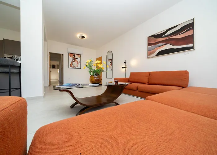 3 Bedroom Flat Near Center Daire Lefkoşa