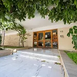 3 Bedroom Flat Near Center Apartmán *